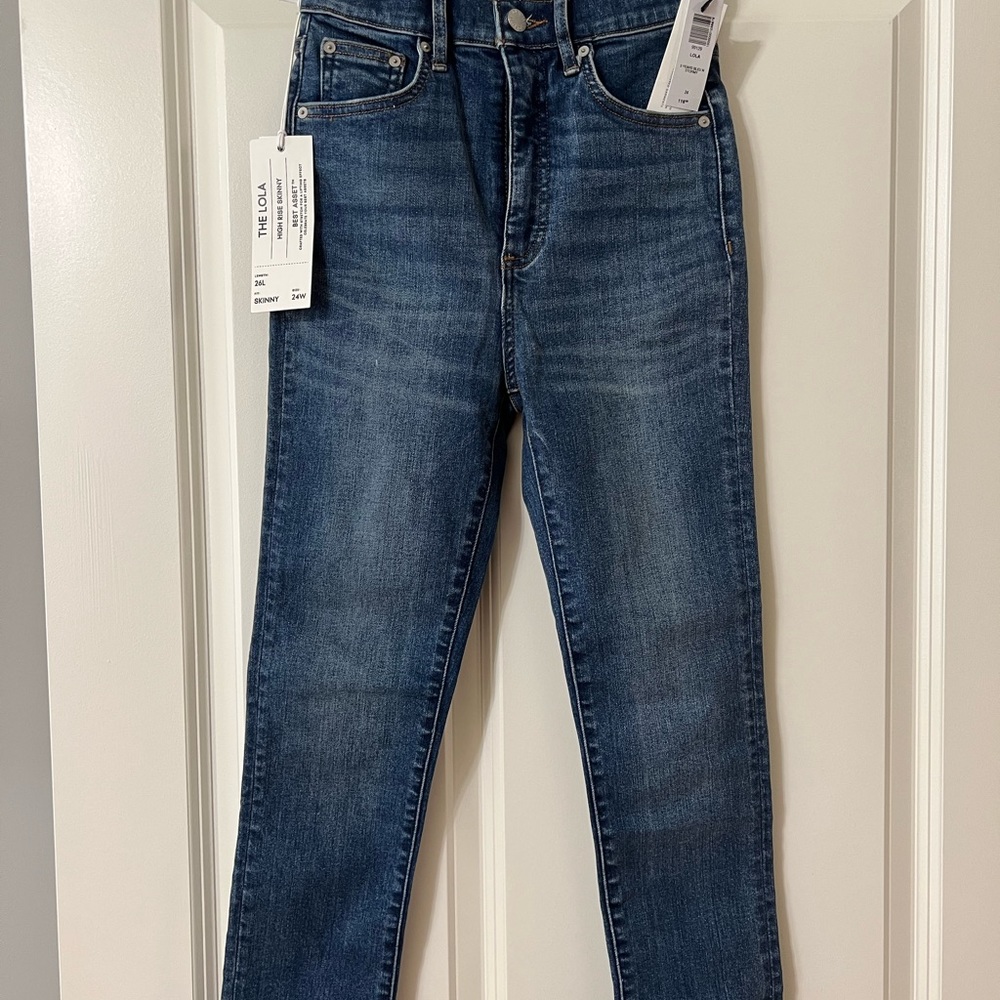Denim Forum Lola jeans size 24 waist x 26 length. Skinny Jean. NWT from Aritzia